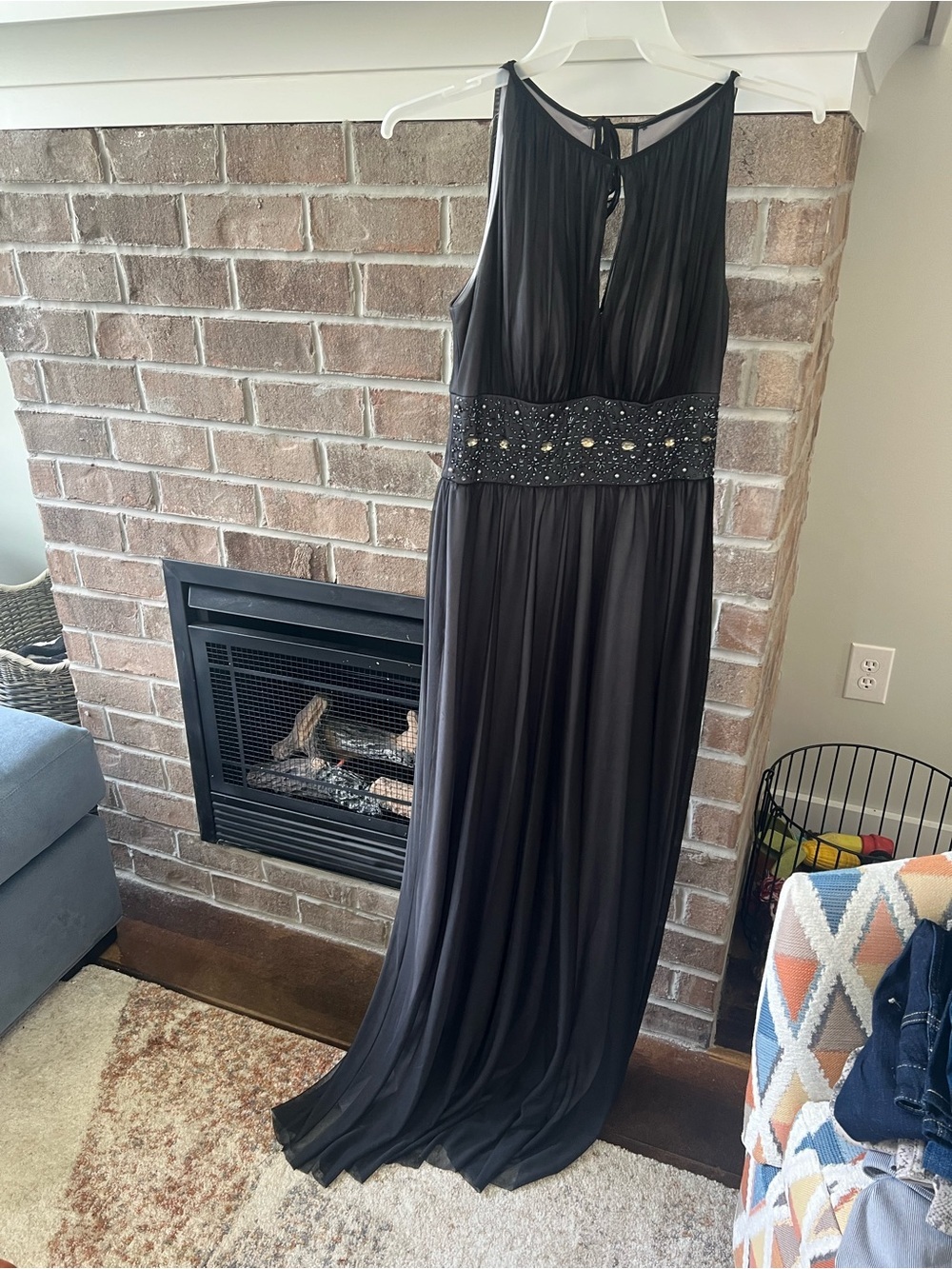 Jessica Howard Black Pleated Overlay Evening Dress